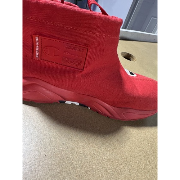 Champion Youth Men's Hightop Athletic Sneaker Size 6 Red - Picture 3 of 7